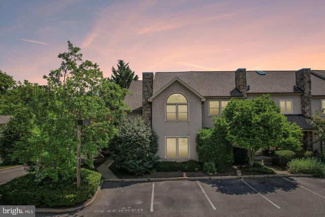 74 SOLDIERS SQ, Chesterbrook, PA 19087