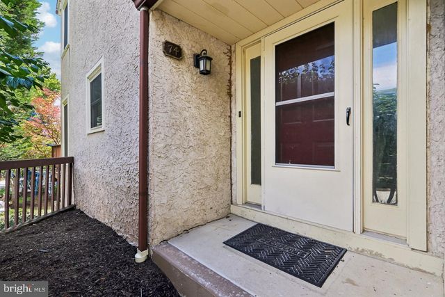 74 SOLDIERS SQ, Chesterbrook, PA 19087