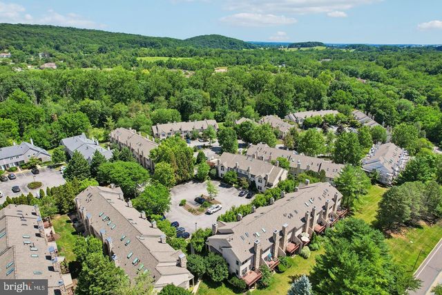 74 SOLDIERS SQ, Chesterbrook, PA 19087