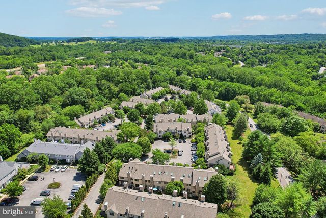 74 SOLDIERS SQ, Chesterbrook, PA 19087