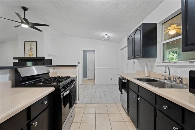 672 Lookout Court, Lawrenceville, GA 30043