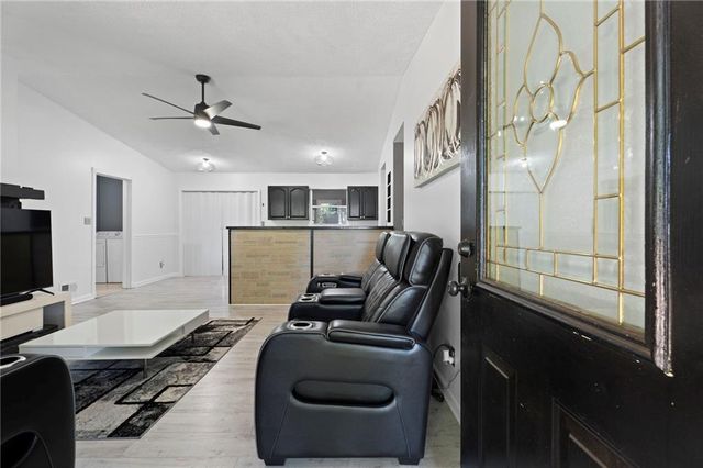 672 Lookout Court, Lawrenceville, GA 30043