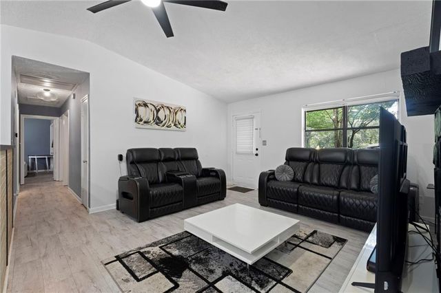 672 Lookout Court, Lawrenceville, GA 30043