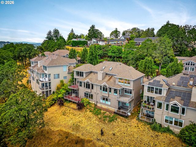 1964 HALL St, West Linn, OR 97068