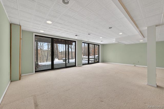 1193 Timberview Trail, Bloomfield Hills, MI 48304