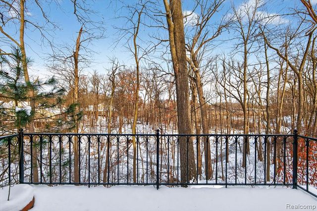 1193 Timberview Trail, Bloomfield Hills, MI 48304