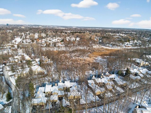 1193 Timberview Trail, Bloomfield Hills, MI 48304