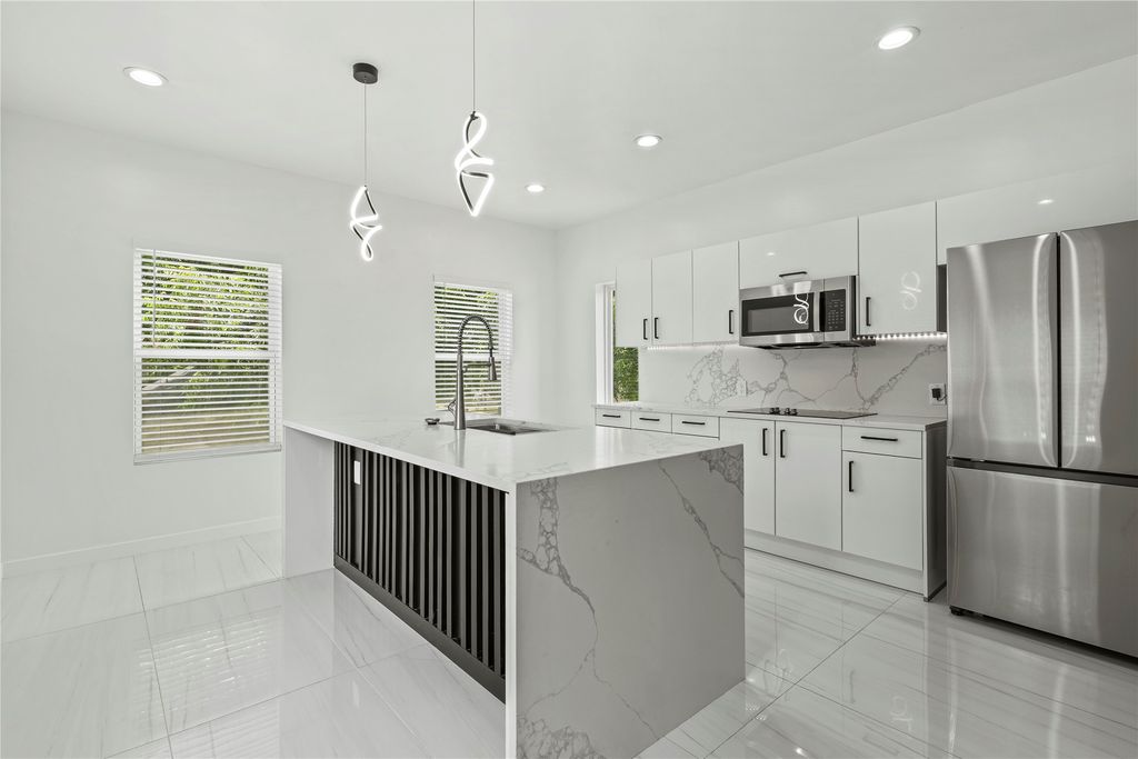2212 Anderson Street, Dallas, TX 75215