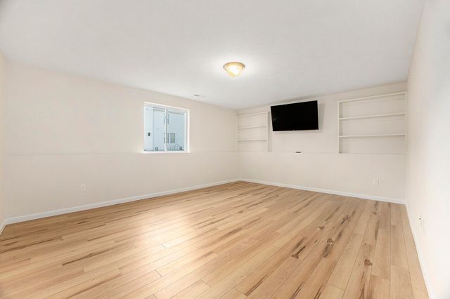 6584 Moss Lake Drive, Hudsonville, MI 49426