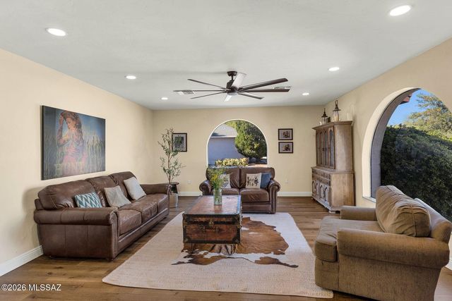 1947 N Soldier Trail, Tucson, AZ 85749