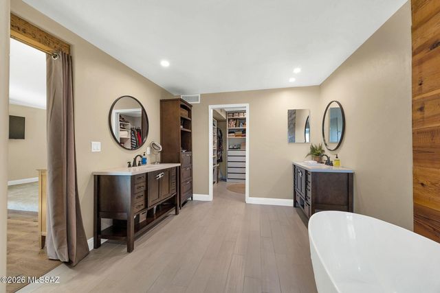 1947 N Soldier Trail, Tucson, AZ 85749