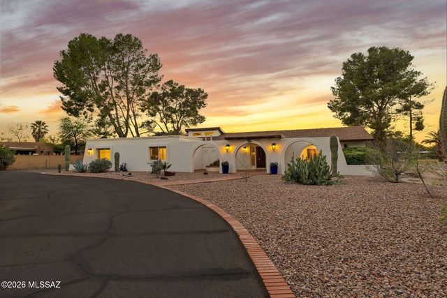 1947 N Soldier Trail, Tucson, AZ 85749