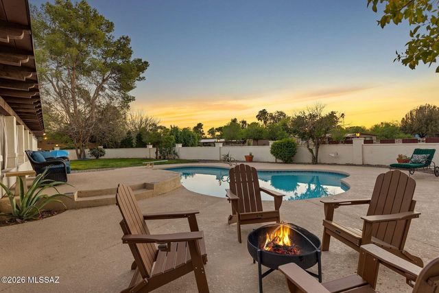 1947 N Soldier Trail, Tucson, AZ 85749