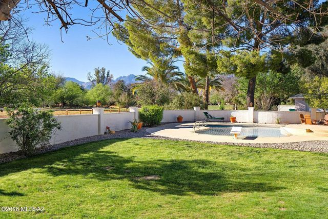 1947 N Soldier Trail, Tucson, AZ 85749