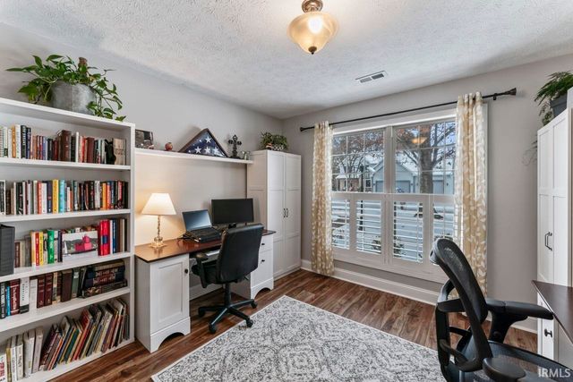 6136 Naschette Parkway, West Lafayette, IN 47906