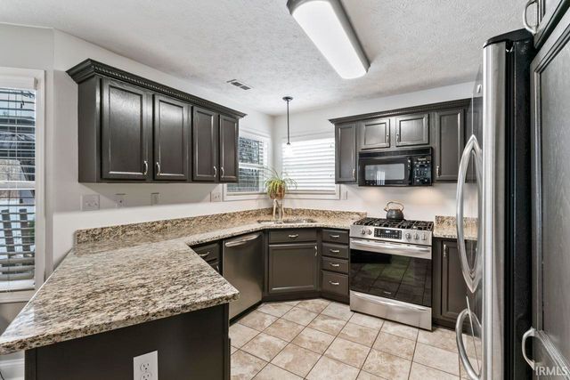 6136 Naschette Parkway, West Lafayette, IN 47906