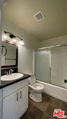 639 N Alexandria Avenue 4, Los Angeles, CA 90004