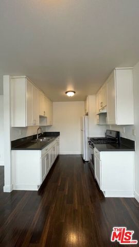 639 N Alexandria Avenue 4, Los Angeles, CA 90004