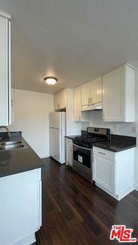 639 N Alexandria Avenue 4, Los Angeles, CA 90004