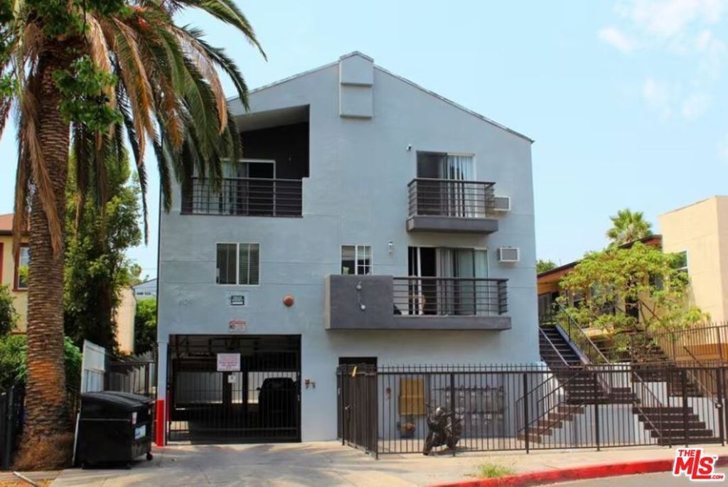 639 N Alexandria Avenue 4, Los Angeles, CA 90004