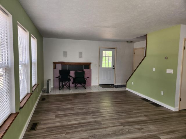 1041 Wolf Lake Drive, Peacock Twp, MI 49304