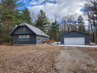 1041 Wolf Lake Drive, Peacock Twp, MI 49304