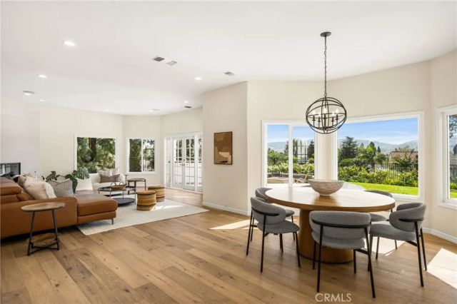 1086 Castlerock, North Tustin, CA 92705