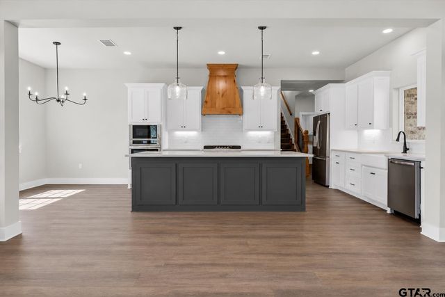 1001 Mallard, Lindale, TX 75771