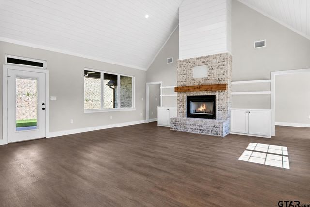 1001 Mallard, Lindale, TX 75771