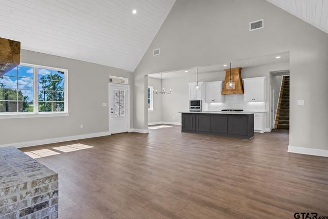 1001 Mallard, Lindale, TX 75771