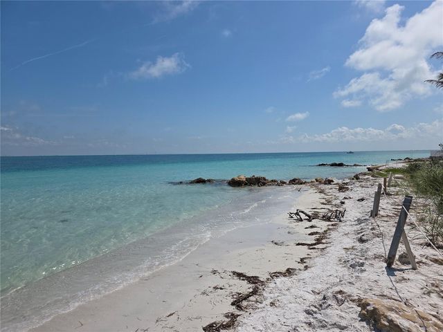 7518 4TH AVENUE W, Bradenton, FL 34209