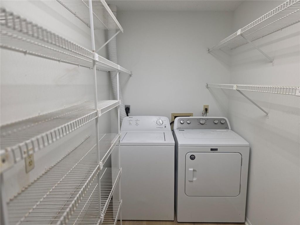 Image 19 of property listing at 7518 4TH AVENUE W, Bradenton, FL 34209