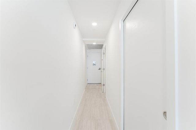 580 72nd Street 1413, Miami Beach, FL 33141