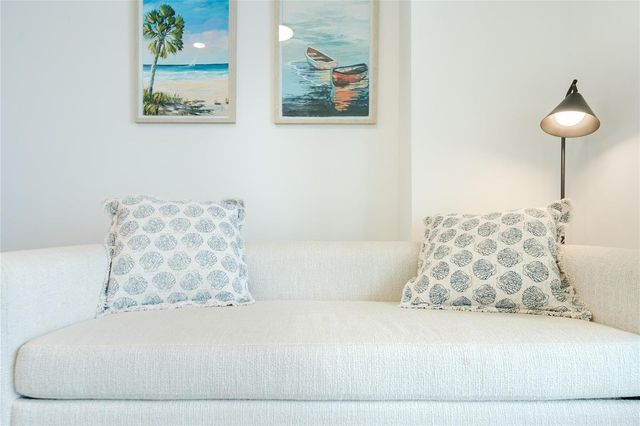 580 72nd Street 1413, Miami Beach, FL 33141