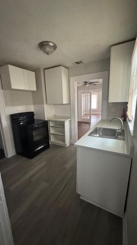 700 Cumberland Street, Dallas, TX 75203