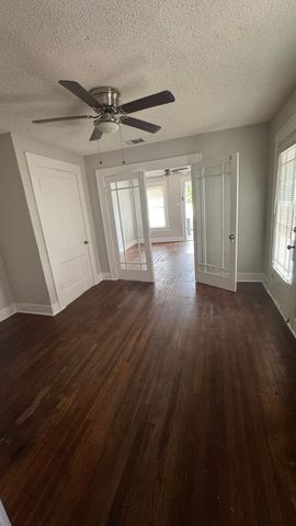 700 Cumberland Street, Dallas, TX 75203