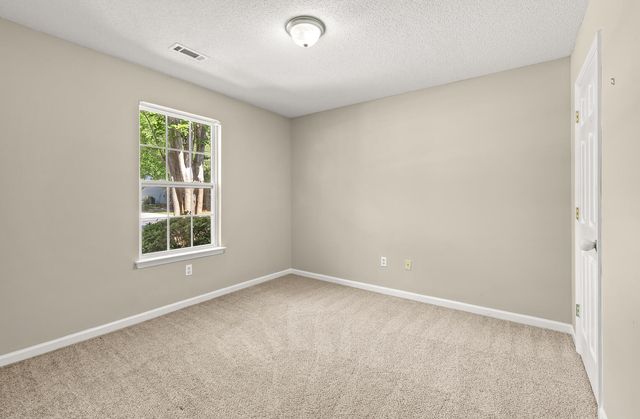 8008 Vermont Road, North Charleston, SC 29418