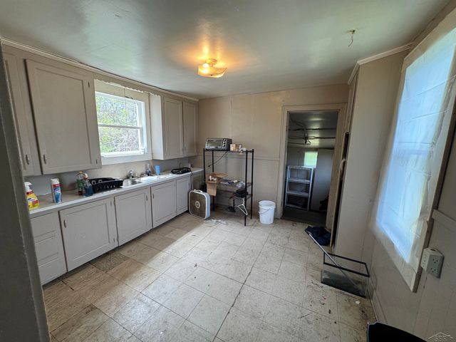 1639 Warren Avenue, Saginaw, MI 48601