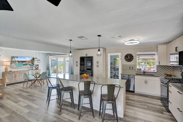 1221 SE 3rd Avenue, Pompano Beach, FL 33060