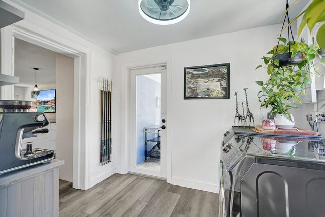 1221 SE 3rd Avenue, Pompano Beach, FL 33060