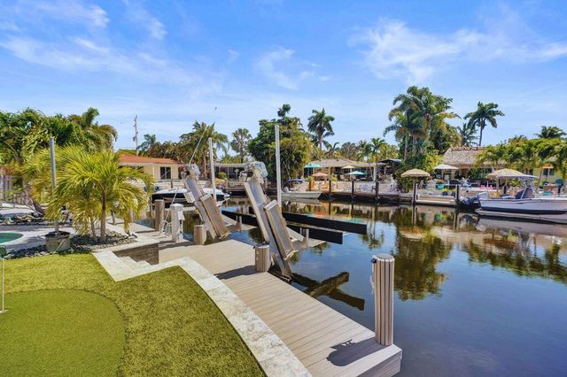 1221 SE 3rd Avenue, Pompano Beach, FL 33060