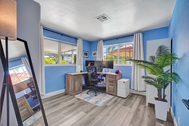 1221 SE 3rd Avenue, Pompano Beach, FL 33060