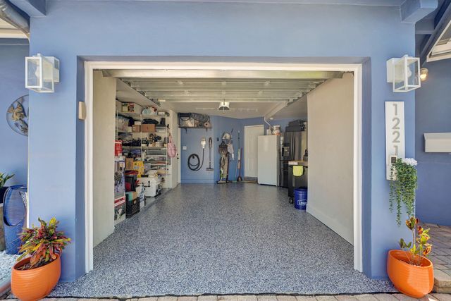 1221 SE 3rd Avenue, Pompano Beach, FL 33060