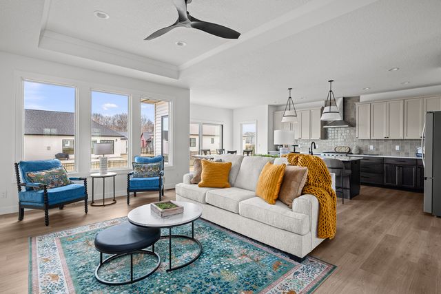 7123 Alvie Lane, Bettendorf, IA 52722