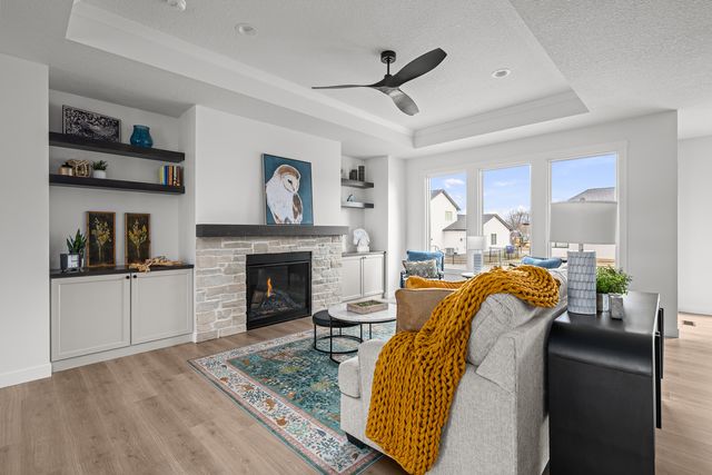 7123 Alvie Lane, Bettendorf, IA 52722