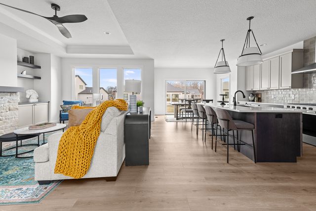 7123 Alvie Lane, Bettendorf, IA 52722