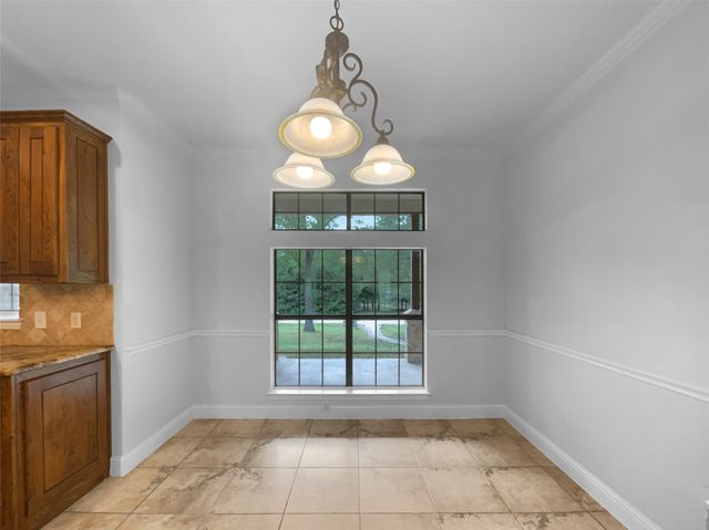 100 Horizon Circle, Azle, TX 76020