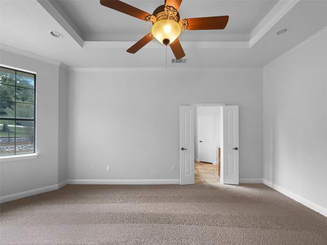 100 Horizon Circle, Azle, TX 76020