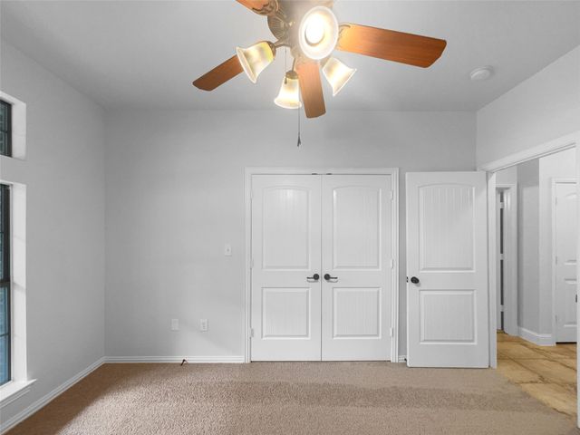 100 Horizon Circle, Azle, TX 76020