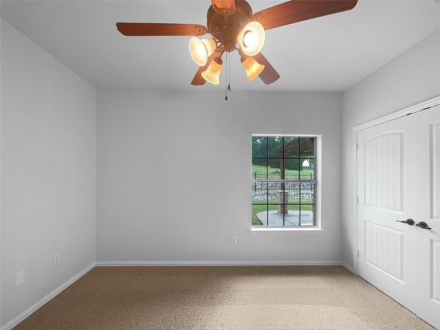 100 Horizon Circle, Azle, TX 76020
